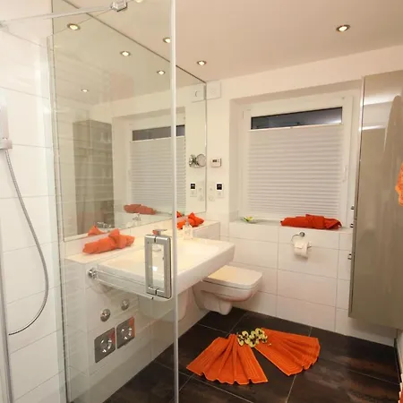 Alpentraum - Alpennest 1 Und Alpennest 2 *